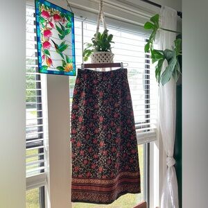 Vintage Floral Women's pencil Skirt with slit & zipper